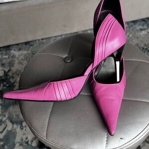 Steve Madden Fuchsia High Heels